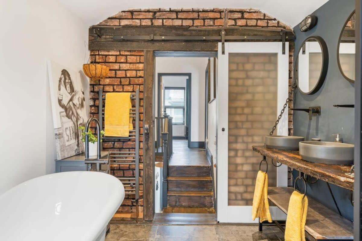 Вілла Stylish House W Free Parking Nr Exeter Centre Екстер'єр фото
