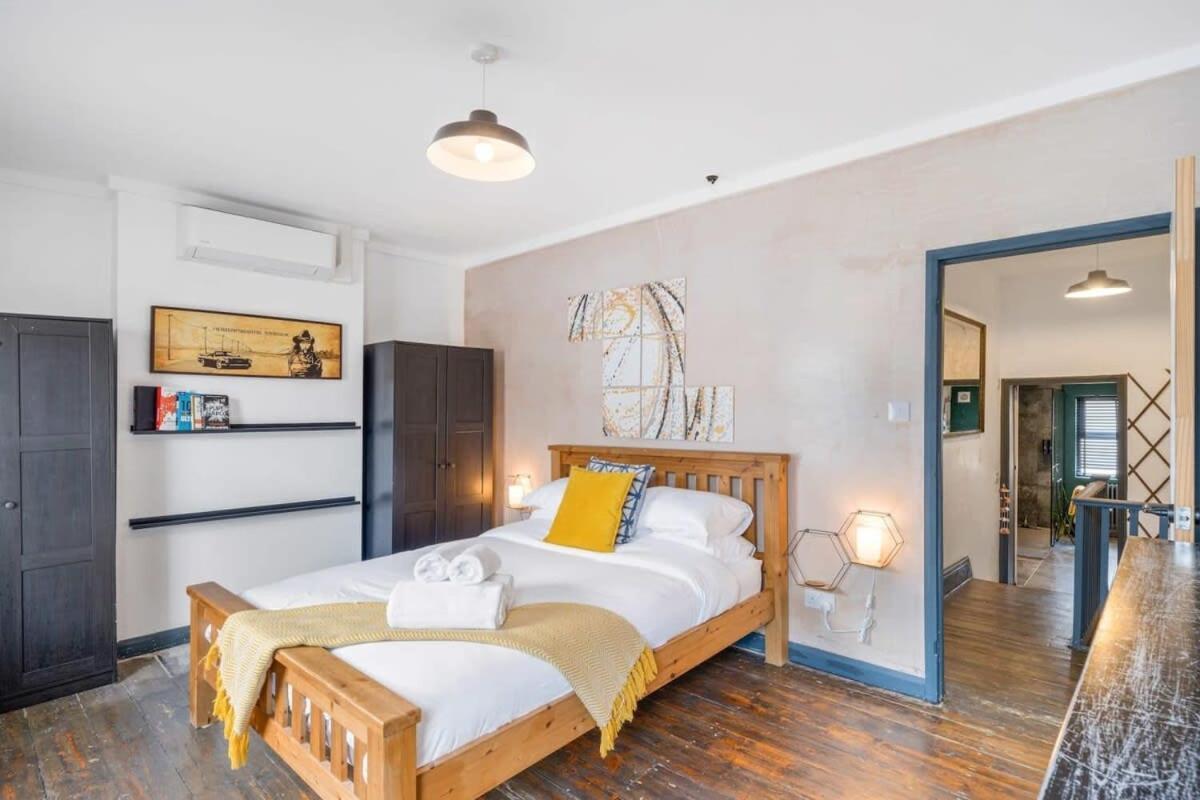 Вілла Stylish House W Free Parking Nr Exeter Centre Екстер'єр фото