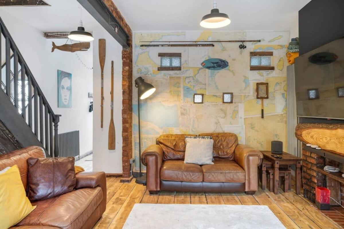 Вілла Stylish House W Free Parking Nr Exeter Centre Екстер'єр фото